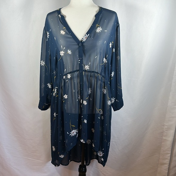 Torrid Navy Blue Floral Lexie Chiffon Babydoll Hi Lo Tunic Top - Picture 1 of 12